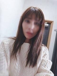 人気沸騰中！清楚な中に誠実さと気品さを合わせ持つ超スレンダー美脚美形奥様の美香